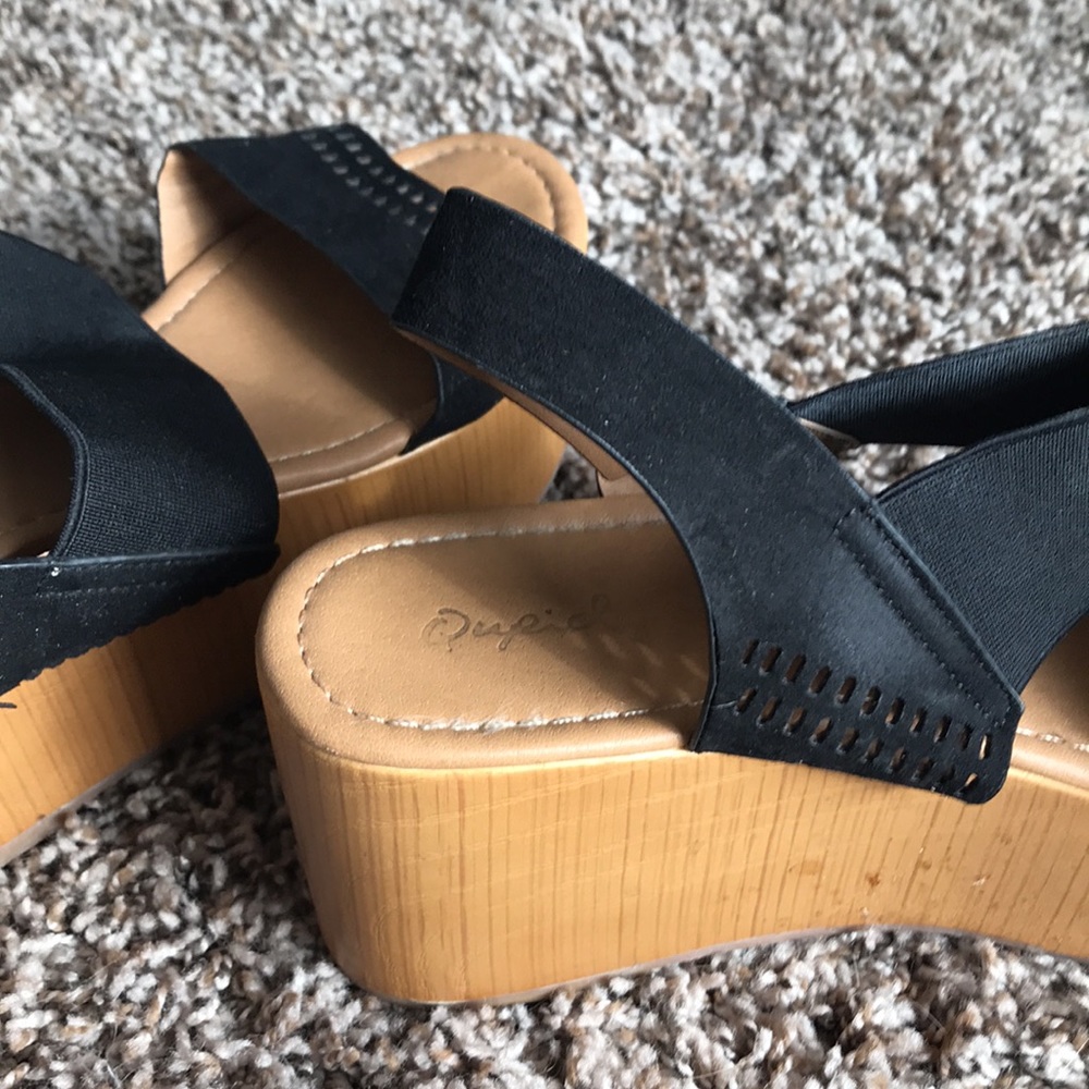 Platforms - Picture 3 of 6